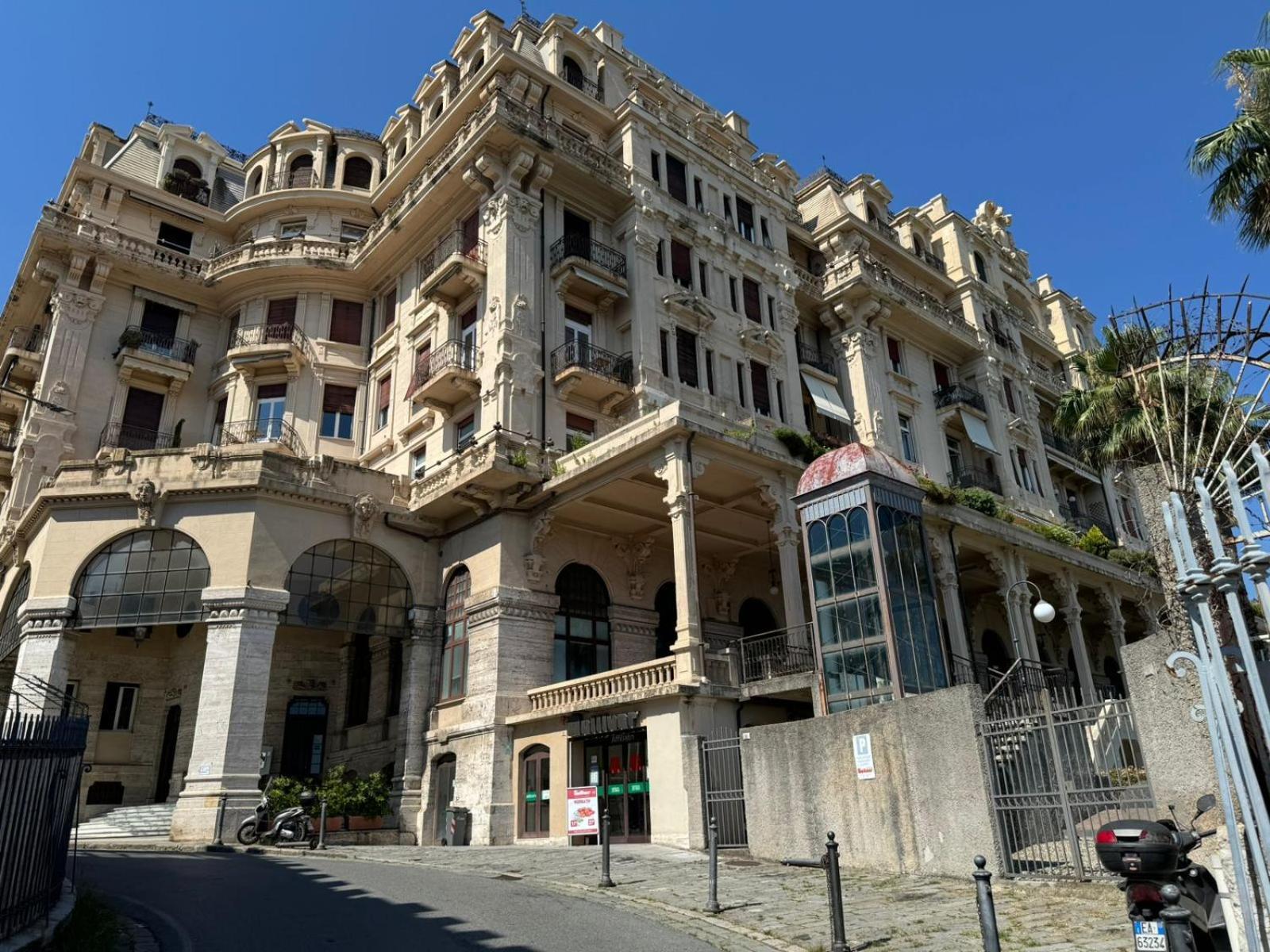 Miramare Serenella * Genova